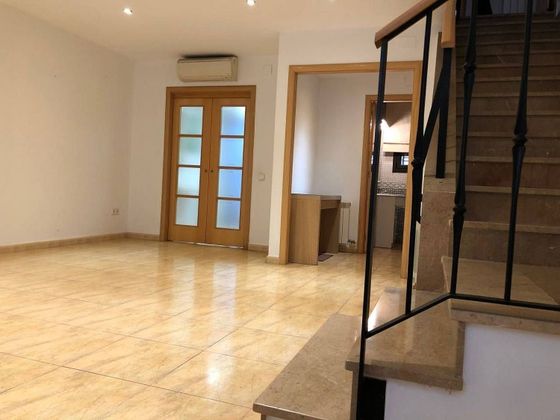 Foto 1 de Venta de piso en Vilassar de Dalt de 3 habitaciones con aire acondicionado y calefacción