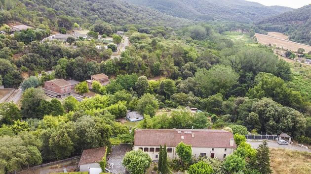 Foto 2 de Casa rural en venda a Sant Feliu de Buixalleu de 5 habitacions amb piscina i jardí