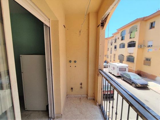 Foto 1 de Venta de piso en La Gangosa de 2 habitaciones con terraza y garaje