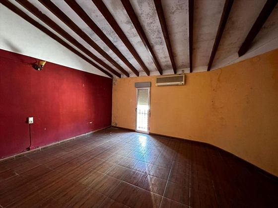 Foto 2 de Casa en venda a El Fondo de les Neus-El Hondon de las Nieves de 4 habitacions amb aire acondicionat