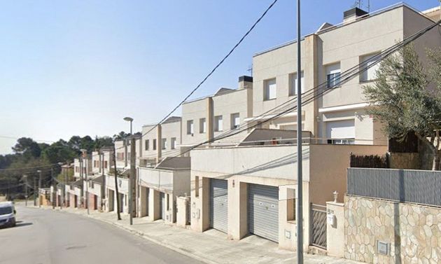 Foto 1 de Venta de casa en Sentmenat de 3 habitaciones con terraza y garaje