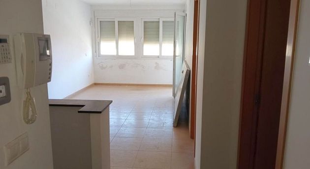 Foto 2 de Pis en venda a Ulldecona de 2 habitacions amb terrassa i garatge