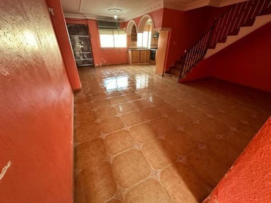 Foto 1 de Casa en venda a Centro - Doña Mercedes de 4 habitacions amb terrassa