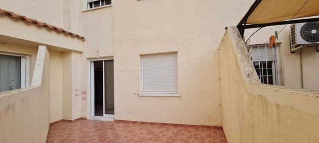 Foto 1 de Pis en venda a Ulldecona de 2 habitacions amb terrassa i ascensor