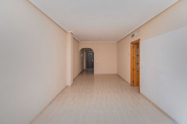 Foto 2 de Piso en venta en Cuevas del Almanzora pueblo de 3 habitaciones con terraza y ascensor