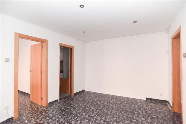 Foto 2 de Venta de piso en Pomar de 3 habitaciones con aire acondicionado