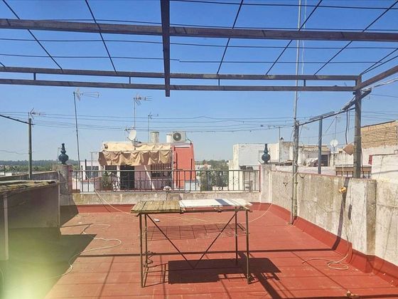 Foto 1 de Casa en venta en Puebla del Río (La) de 4 habitaciones con terraza y garaje