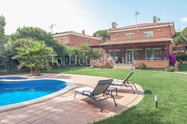 Foto 2 de Casa en venda a Gavà Mar de 7 habitacions amb terrassa i piscina