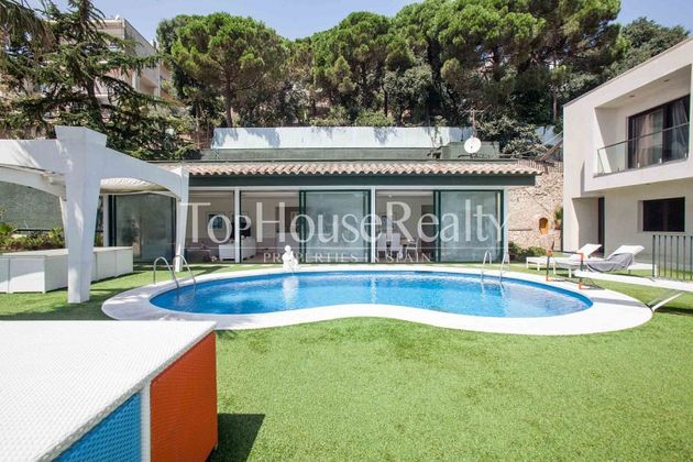 Foto 2 de Chalet en venta en Roca Grossa - Serra Brava de 5 habitaciones con terraza y piscina