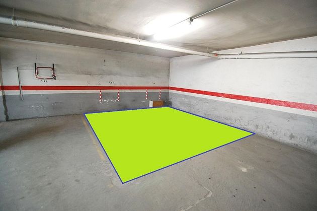 Foto 2 de Garaje en venta en Artigas - Llefià de 25 m²