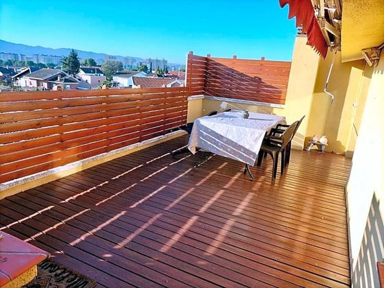 Foto 2 de Ático en venta en Centre - Eixample – Can Llobet – Can Serra de 3 habitaciones con terraza y balcón