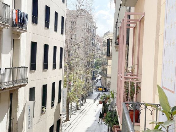 Foto 1 de Pis en venda a Sant Pere, Santa Caterina i la Ribera de 3 habitacions amb balcó i aire acondicionat