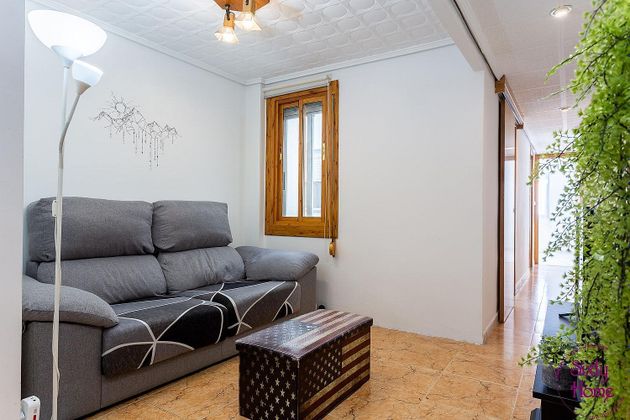 Foto 1 de Pis en venda a calle Pilar Gascón de 2 habitacions amb aire acondicionat i calefacció
