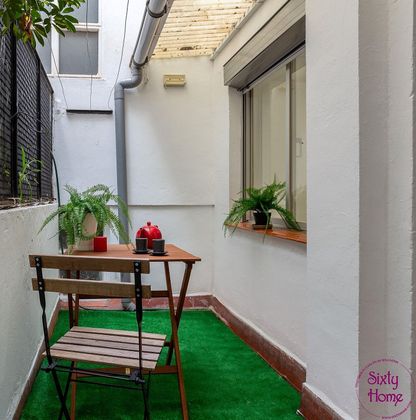 Foto 2 de Pis en venda a calle De Arias de 3 habitacions amb terrassa i balcó
