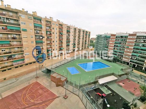 Foto 1 de Pis en venda a Castellarnau - Can Llong de 4 habitacions amb piscina i jardí