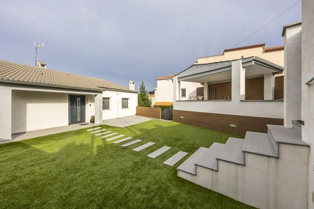 Foto 2 de Xalet en venda a Centre - Castellar del Vallès de 4 habitacions amb terrassa i garatge