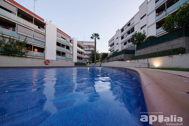 Foto 1 de Pis en venda a Sentmenat de 2 habitacions amb terrassa i piscina