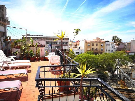 Foto 1 de Àtic en venda a Els Molins - La Devesa - El Poble-sec de 3 habitacions amb terrassa i aire acondicionat