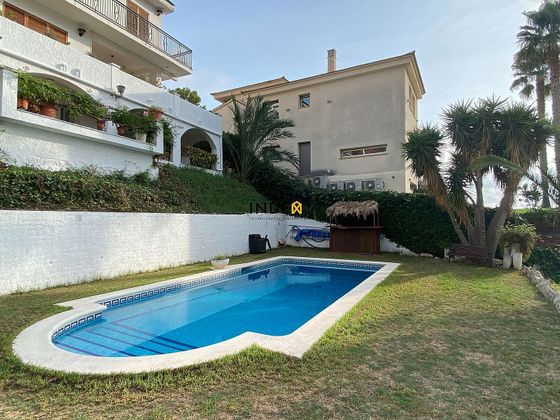 Foto 2 de Venta de chalet en Levantina - Montgavina - Quintmar de 4 habitaciones con terraza y piscina