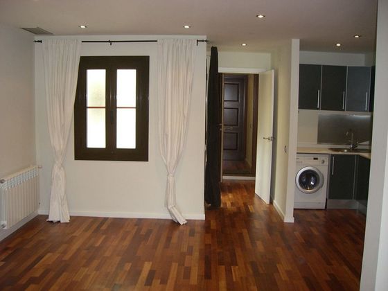 Foto 2 de Piso en venta en La Dreta de l'Eixample de 2 habitaciones con balcón y aire acondicionado
