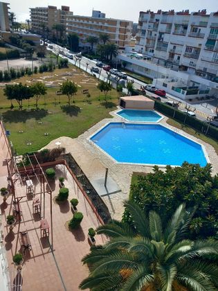 Foto 1 de Estudi en venda a calle Joaquin Serra amb piscina i balcó