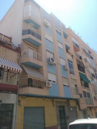 Foto 2 de Ático en venta en Plaza de Toros - Santa Rita de 2 habitaciones con terraza y aire acondicionado