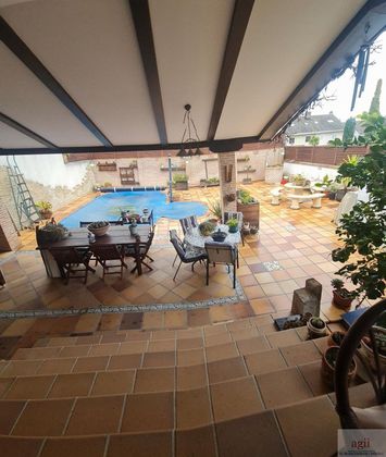 Foto 2 de Venta de chalet en Cobeña de 5 habitaciones con piscina y garaje