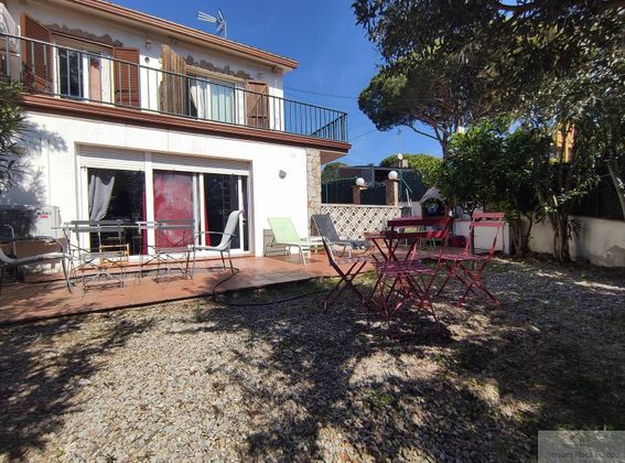 Foto 2 de Xalet en venda a Els Pins - Politur de 3 habitacions amb terrassa i jardí