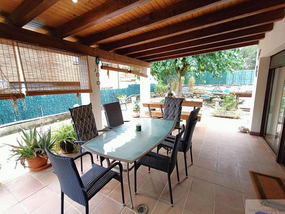 Foto 2 de Xalet en venda a Llagostera de 3 habitacions amb terrassa i piscina