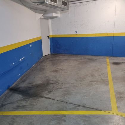 Foto 1 de Garatge en lloguer a Esparreguera de 21 m²