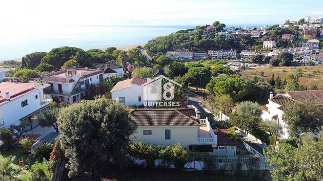 Foto 2 de Casa en venda a Arenys de Mar de 4 habitacions amb terrassa i piscina
