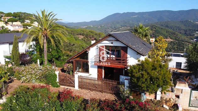Foto 2 de Casa en venda a Sant Cebrià de Vallalta de 3 habitacions amb garatge i balcó