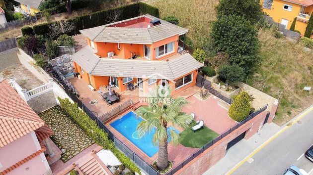 Foto 2 de Casa en venda a Calella de 5 habitacions amb terrassa i piscina