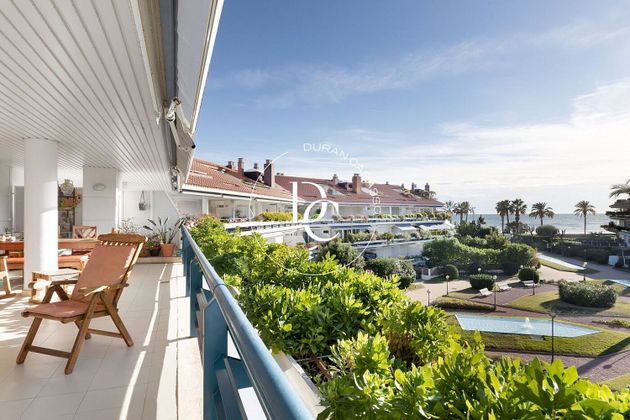 Foto 1 de Dúplex en venda a Can Girona - Terramar - Can Pei - Vinyet de 4 habitacions amb terrassa i piscina