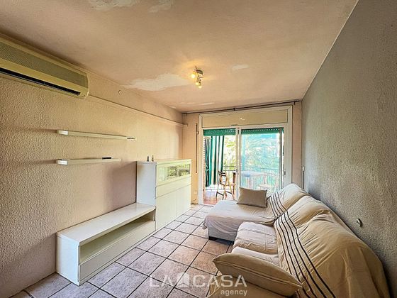 Foto 2 de Piso en venta en Bellamar de 2 habitaciones con piscina y balcón