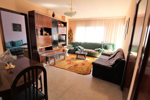Foto 2 de Piso en venta en Santa Margarida de Montbui de 4 habitaciones con terraza y balcón