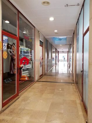 Foto 1 de Local en venda a Centre - Tortosa de 561 m²