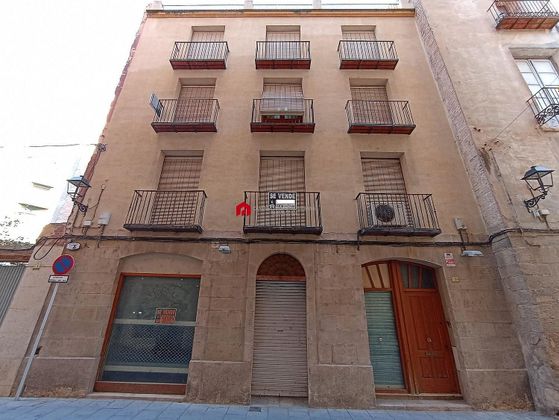 Foto 2 de Xalet en venda a Centre - Tortosa de 5 habitacions amb terrassa i balcó
