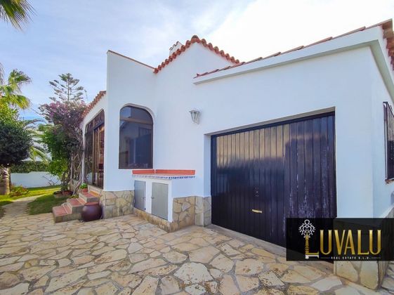 Foto 2 de Xalet en venda a Las Atalayas - Urmi - Cerro Mar de 2 habitacions amb terrassa i garatge