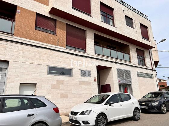Foto 2 de Dúplex en venta en Benavent de Segrià de 3 habitaciones con terraza y garaje