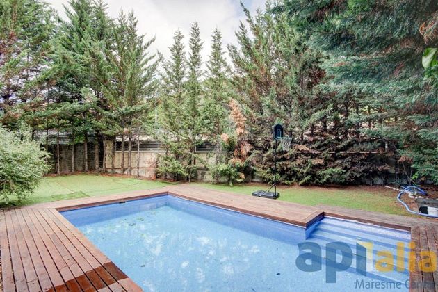 Foto 1 de Casa en venda a Dosrius de 5 habitacions amb terrassa i piscina