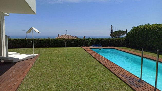 Foto 1 de Venta de chalet en Vilassar de Dalt de 5 habitaciones con terraza y piscina