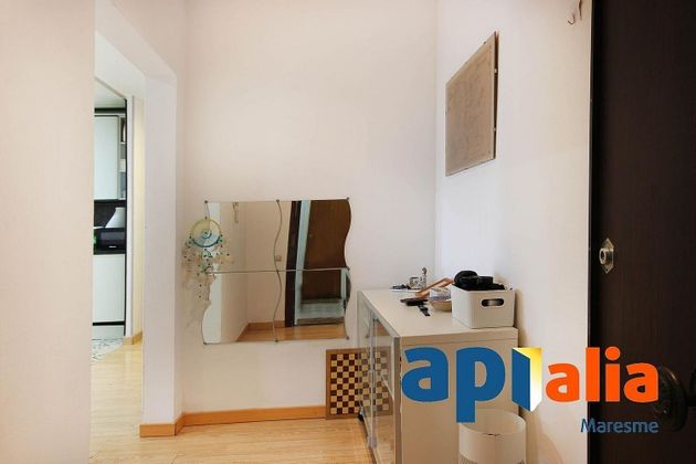 Foto 2 de Piso en venta en Montgat de 3 habitaciones con terraza y balcón