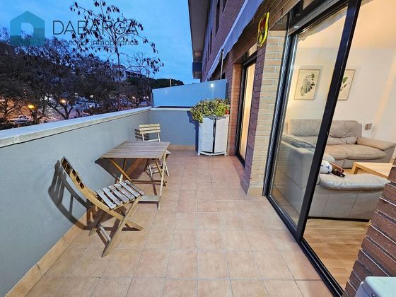 Foto 2 de Dúplex en venta en Can Clos - Avda. Catalunya de 3 habitaciones con terraza y piscina