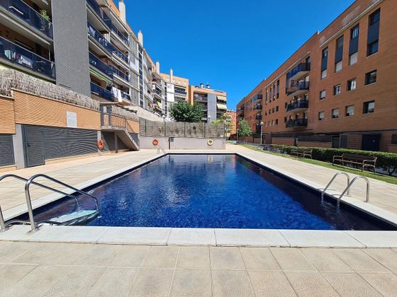 Foto 1 de Dúplex en venda a Can Clos - Avda. Catalunya de 3 habitacions amb terrassa i piscina
