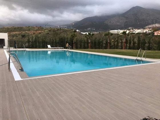 Foto 2 de Pis en lloguer a Las Gaviotas de 2 habitacions amb terrassa i piscina