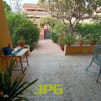 Foto 2 de Xalet en venda a San Juan de Alicante/Sant Joan d´Alacant de 4 habitacions amb terrassa i garatge