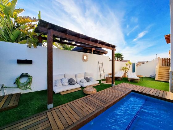 Foto 1 de Xalet en venda a Gran Alacant de 5 habitacions amb terrassa i piscina