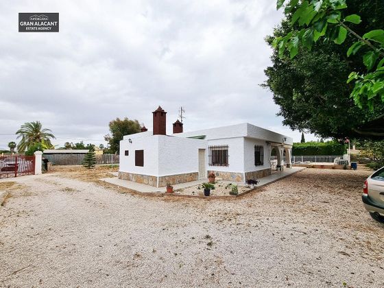 Foto 2 de Venta de casa rural en Perleta - Maitino de 5 habitaciones con terraza y piscina