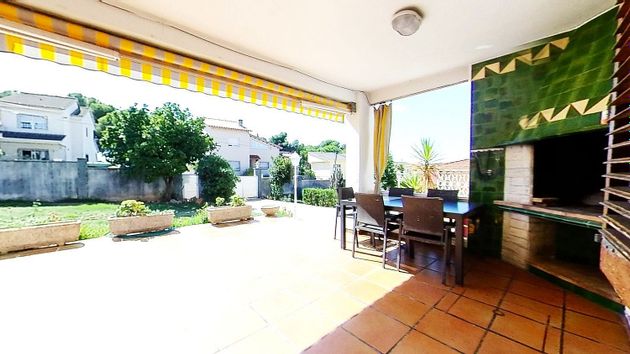 Foto 2 de Casa en venda a La Muntanyeta - La Franquesa de 5 habitacions amb terrassa